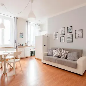 Mazzini 12 Very With Private Garage, Air Conditioning, Wifi, Just 50 Meters From The Appartamento